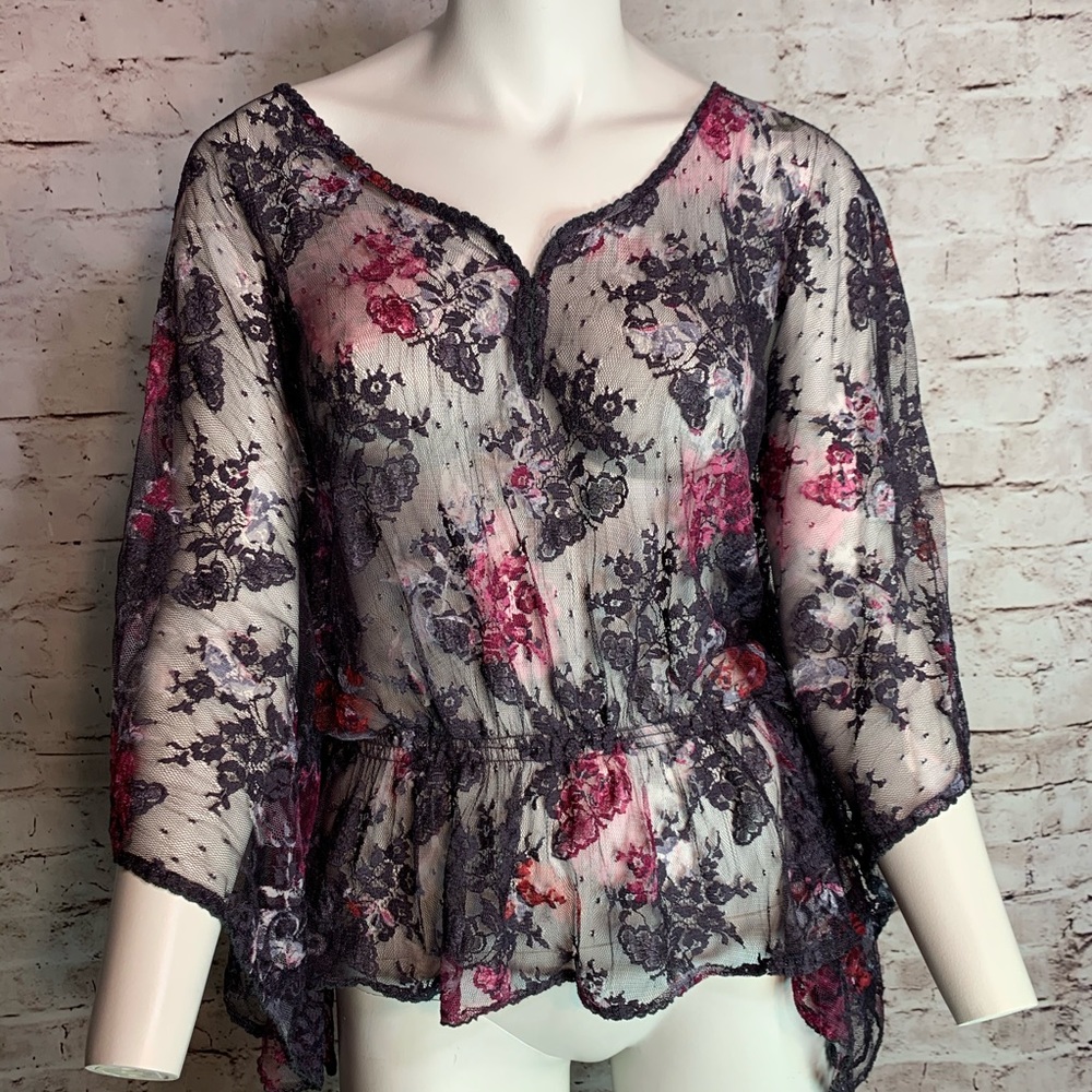 Free People Lace Butterfly Top Size Small